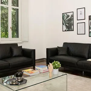 Appartement Joivy Splendid 3br With Parking And Terrace In, Lake Como